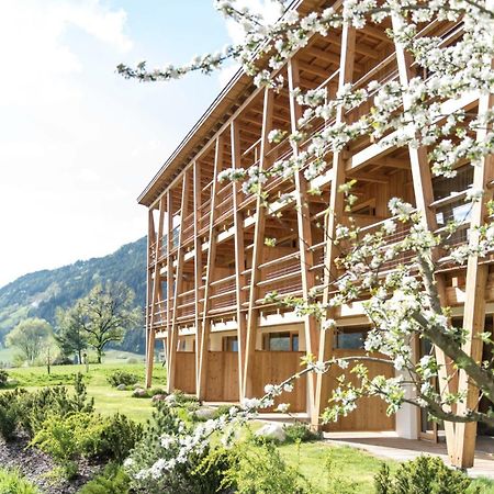 Taubers Bio Vitalhotel Chienes Exterior photo